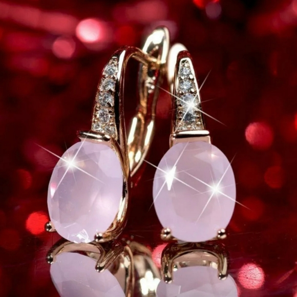 Jewelry - 🎀18k Hibiscus Diamond Accent Drop Earrings